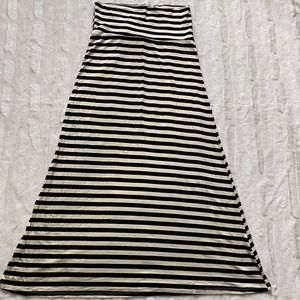 Black Cream Striped Skirt